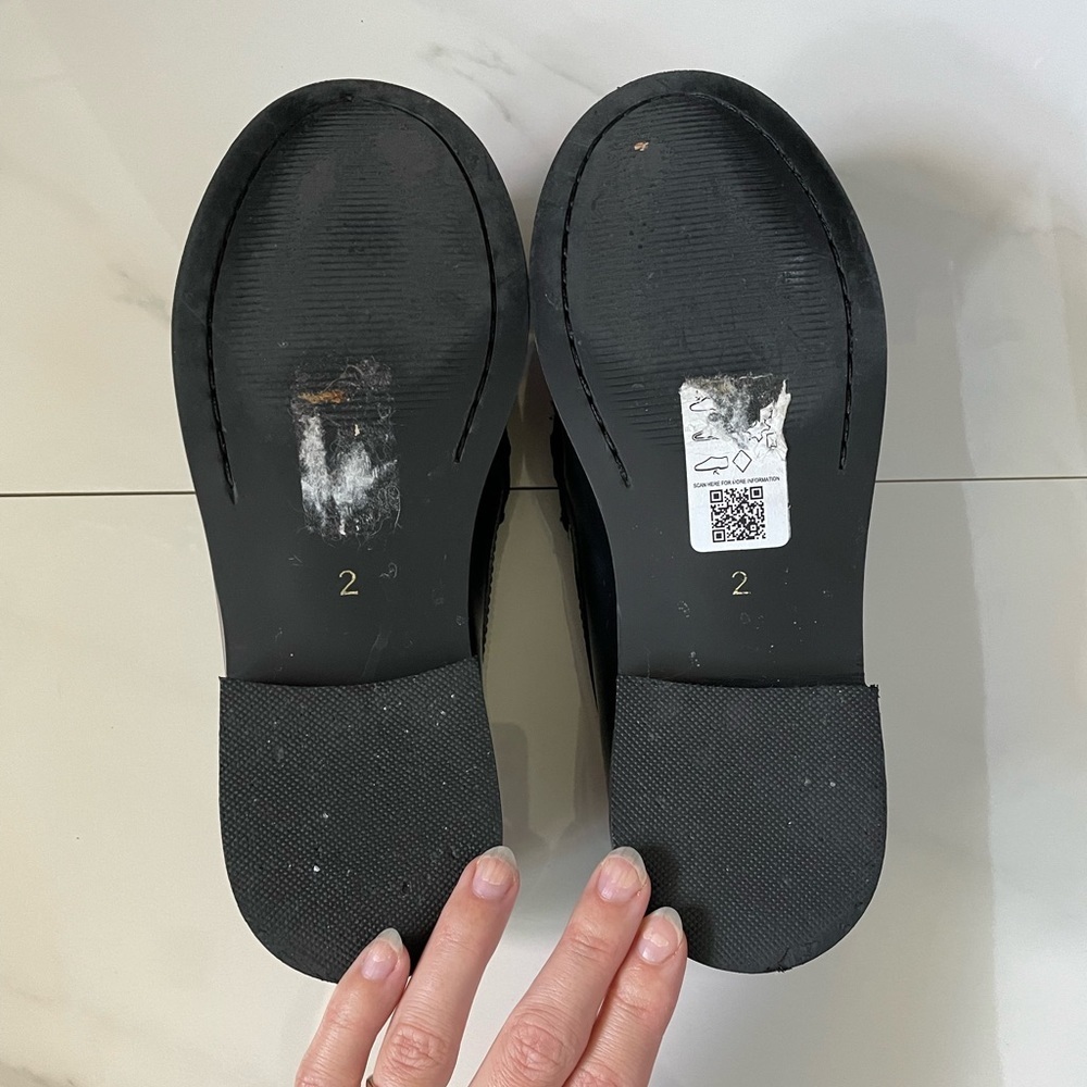 ASOS DESIGN Method Vegan Leather Loafers With Chain in Black Size 2 - Picture 4 of 6